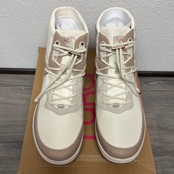 Ryka Women's Brae 2 Water-Resistant Cold Weather Boots** - Picture 3 of 7